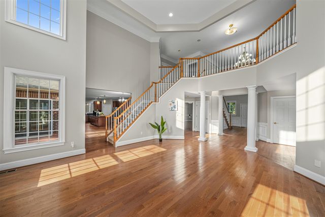 2086 Autumn Hill Drive, Ann Arbor, MI 48103