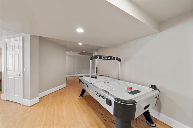 2086 Autumn Hill Drive, Ann Arbor, MI 48103