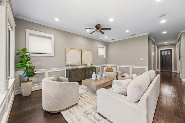 1527 Cheshire Lane, Houston, TX 77018