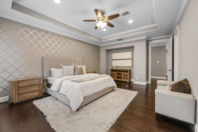 1527 Cheshire Lane, Houston, TX 77018