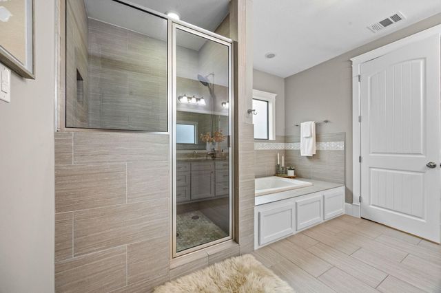 1527 Cheshire Lane, Houston, TX 77018