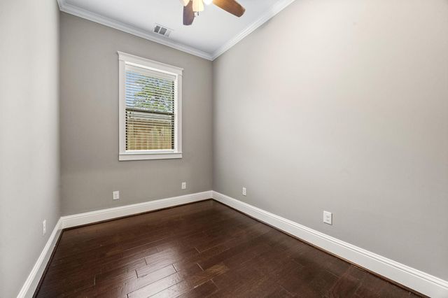 1527 Cheshire Lane, Houston, TX 77018
