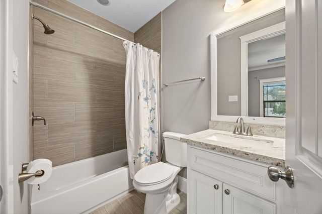 1527 Cheshire Lane, Houston, TX 77018