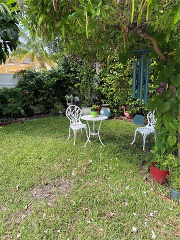 326 Roosevelt St 1-5 1, Hollywood, FL 33019
