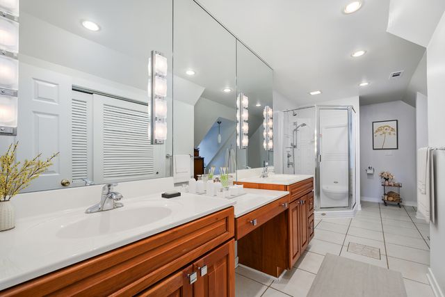 606 Greendale Road, Glenview, IL 60025