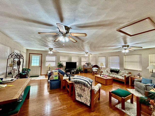 4208 Whitehall CIR, Roanoke, VA 24018