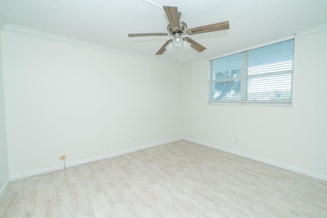 2731 NE 14th Street Causeway 208, Pompano Beach, FL 33062