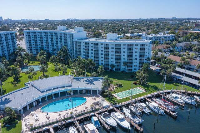 2731 NE 14th Street Causeway 208, Pompano Beach, FL 33062