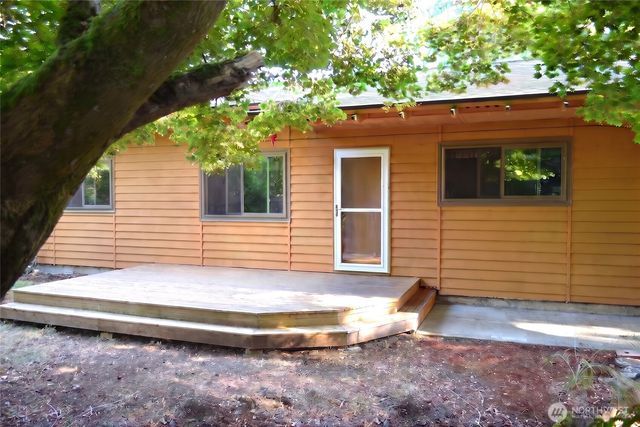 3520 NE 204th Street, Lake Forest Park, WA 98155