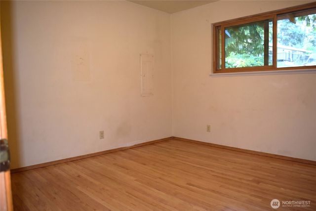 3520 NE 204th Street, Lake Forest Park, WA 98155
