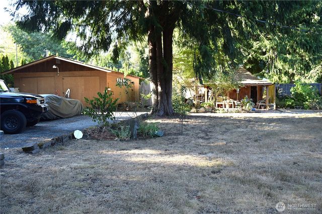 3520 NE 204th Street, Lake Forest Park, WA 98155