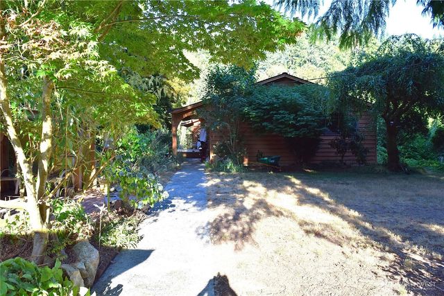 3520 NE 204th Street, Lake Forest Park, WA 98155