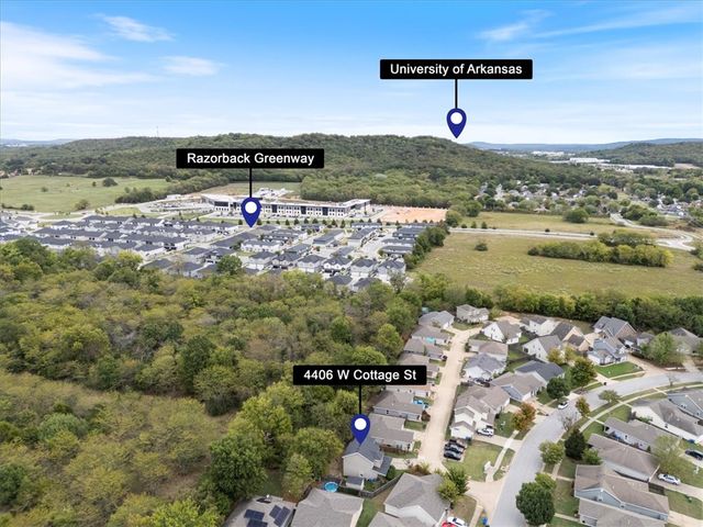 4406 Cottage Street, Fayetteville, AR 72704