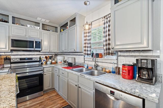 4406 Cottage Street, Fayetteville, AR 72704