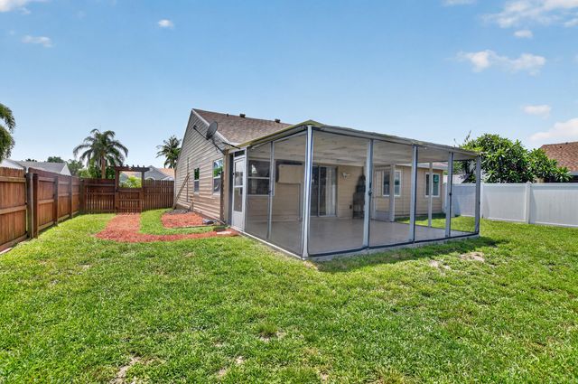 23172 Bentley Place, Boca Raton, FL 33433