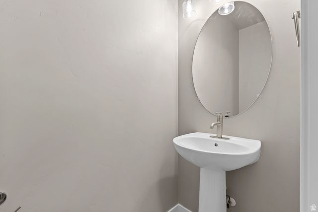 590 W JUNEGRASS LN, Stansbury Park, UT 84074