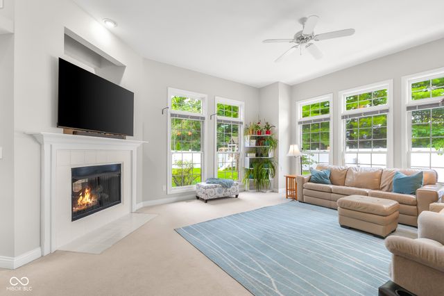 3610 Woodfield Place, Columbus, IN 47203