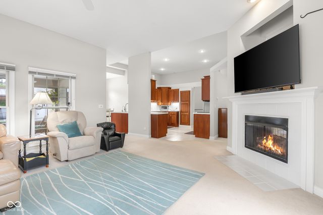 3610 Woodfield Place, Columbus, IN 47203