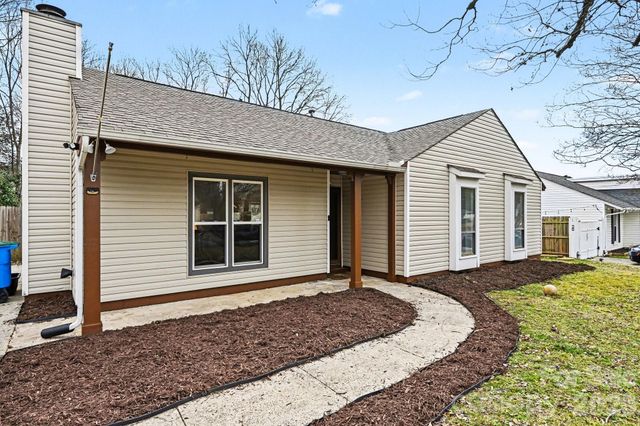 10915 Copper Field Drive, Pineville, NC 28134