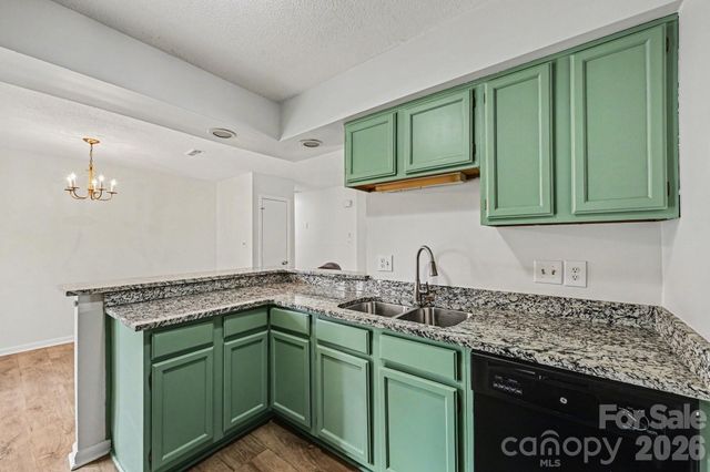 10915 Copper Field Drive, Pineville, NC 28134