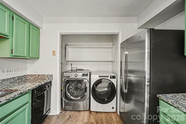 10915 Copper Field Drive, Pineville, NC 28134