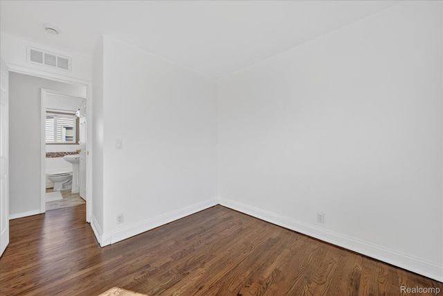 6864 Cornell Street, Taylor, MI 48180