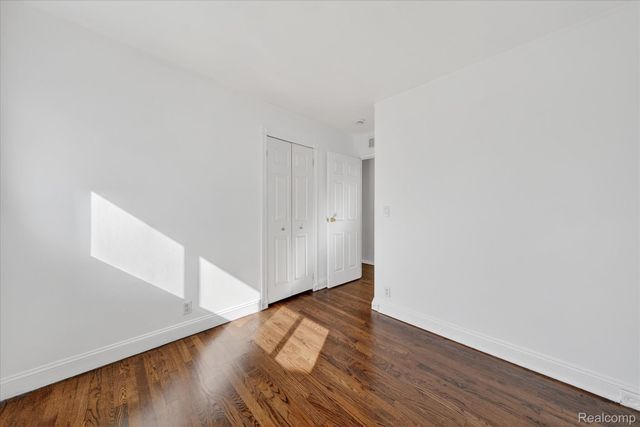 6864 Cornell Street, Taylor, MI 48180