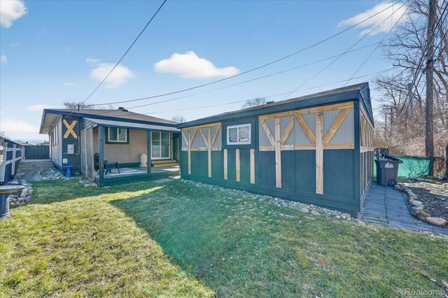 6864 Cornell Street, Taylor, MI 48180