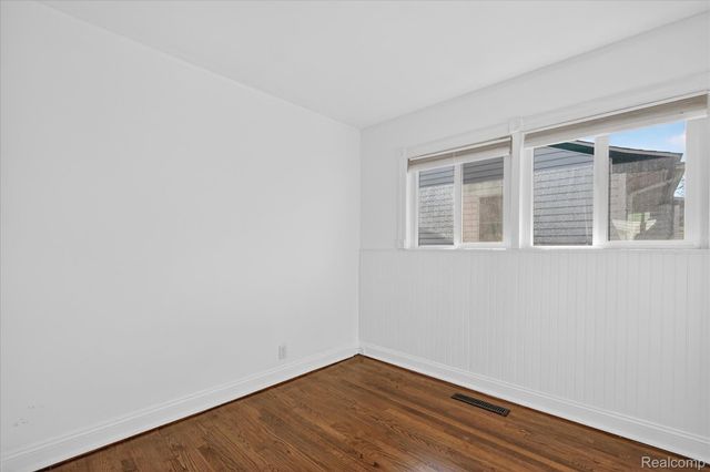 6864 Cornell Street, Taylor, MI 48180