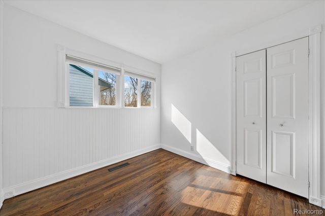 6864 Cornell Street, Taylor, MI 48180