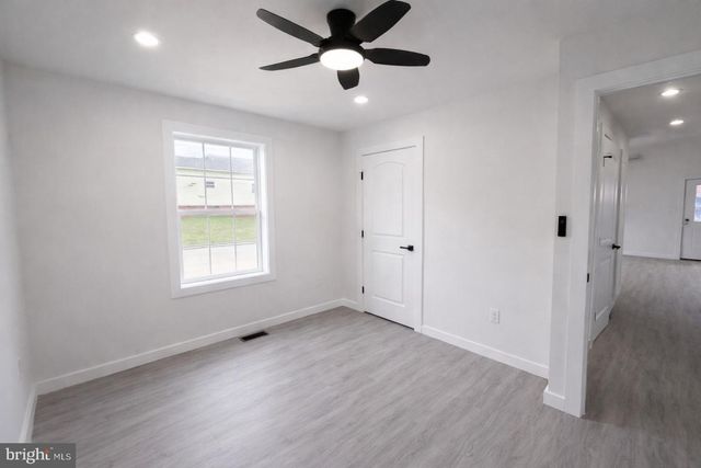 300 E. 11TH AVE, Ranson, WV 25438