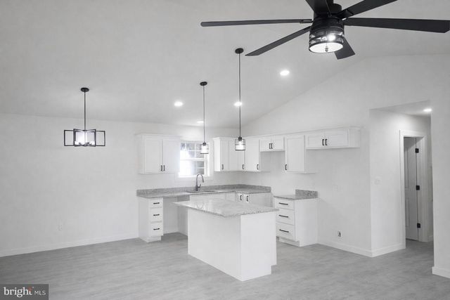 300 E. 11TH AVE, Ranson, WV 25438