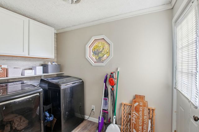 15360 State Route 104, Ashville, OH 43103