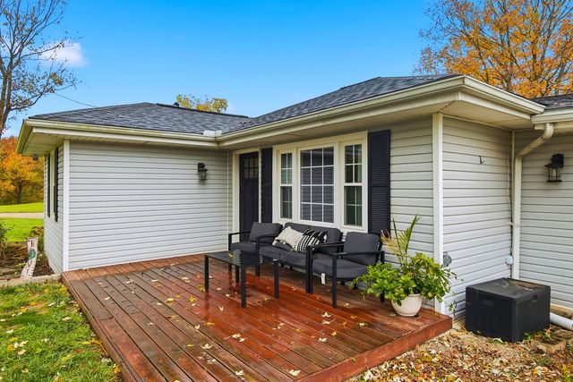 15360 State Route 104, Ashville, OH 43103