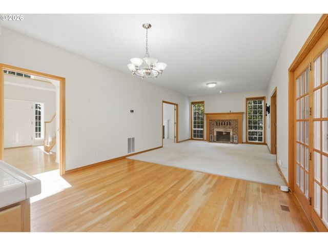 20367 Sw Tremont Way, Beaverton, OR 97007