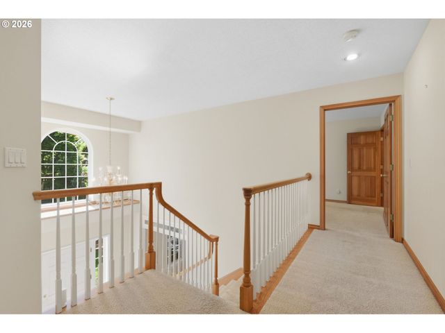 20367 Sw Tremont Way, Beaverton, OR 97007