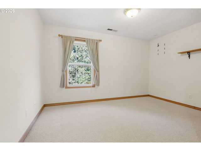 20367 Sw Tremont Way, Beaverton, OR 97007