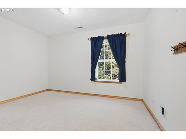 20367 Sw Tremont Way, Beaverton, OR 97007