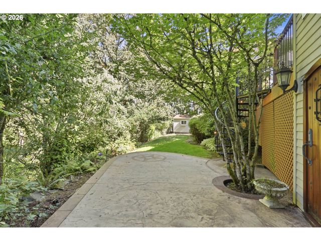 20367 Sw Tremont Way, Beaverton, OR 97007