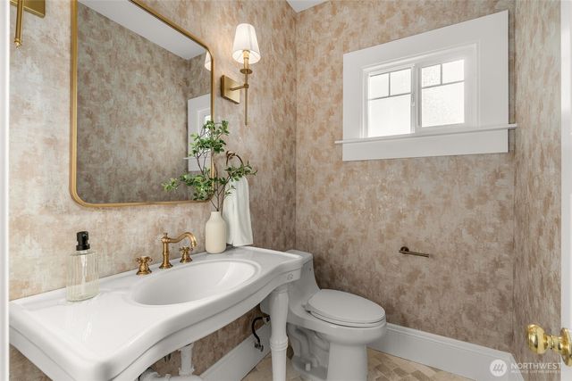 3113 E Cherry Street, Seattle, WA 98122