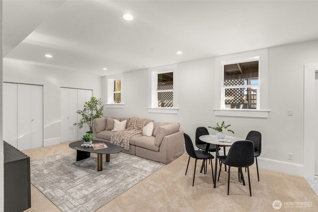 3113 E Cherry Street, Seattle, WA 98122