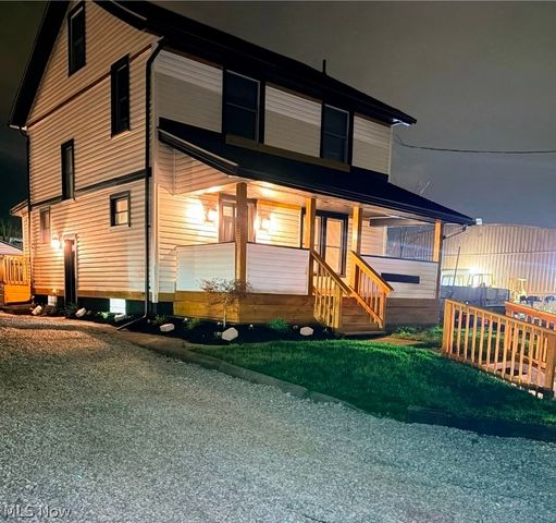 2520 8th Street NE, Canton, OH 44704