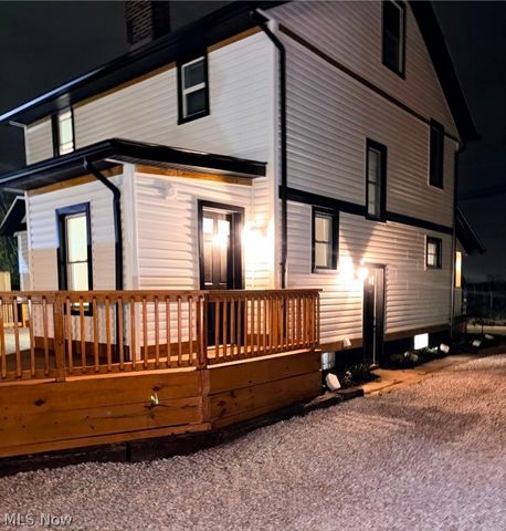 2520 8th Street NE, Canton, OH 44704