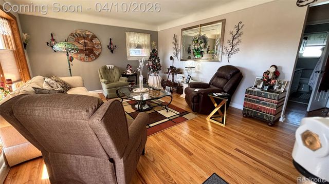 1772 Lakeview Street, Trenton, MI 48183