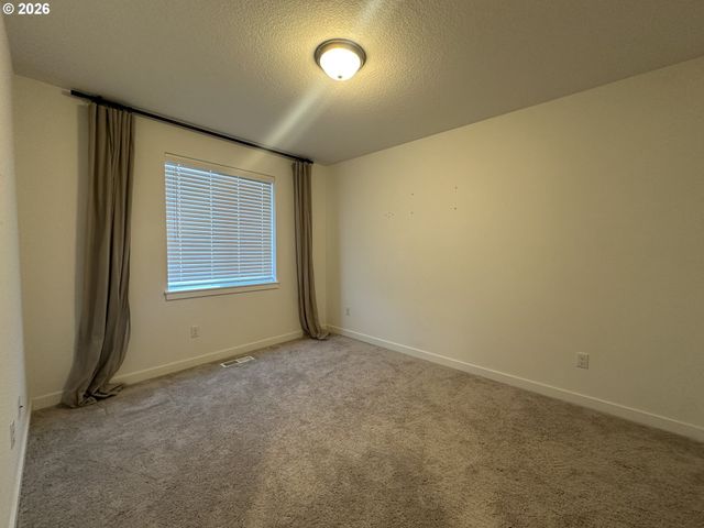 1003 Ne 17TH St, Battle Ground, WA 98604