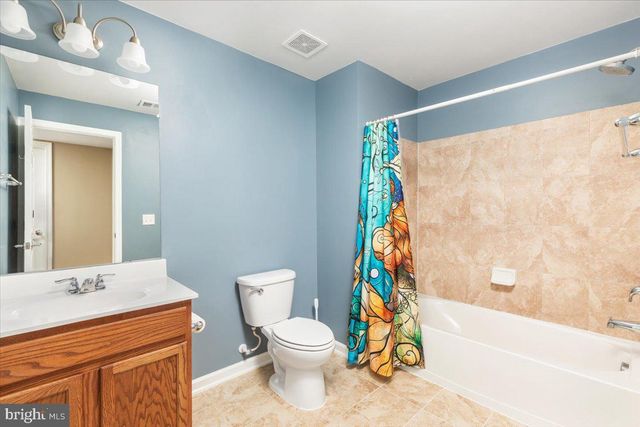 112 NORWICH CT, Stephens City, VA 22655