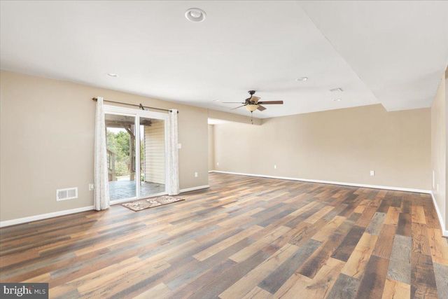 112 NORWICH CT, Stephens City, VA 22655