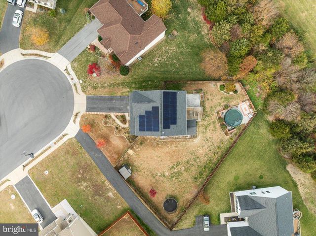 112 NORWICH CT, Stephens City, VA 22655