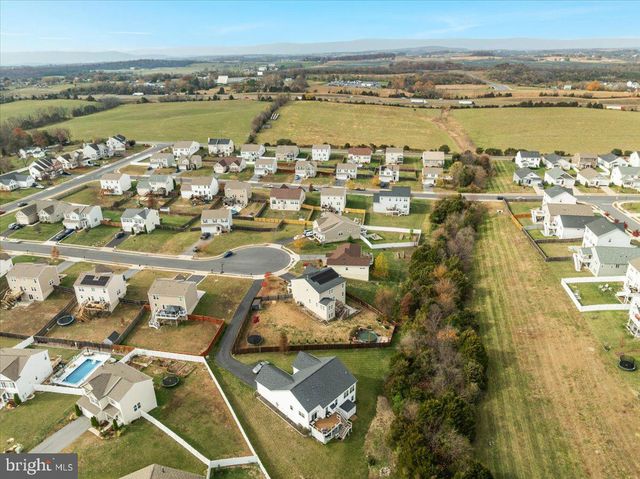 112 NORWICH CT, Stephens City, VA 22655