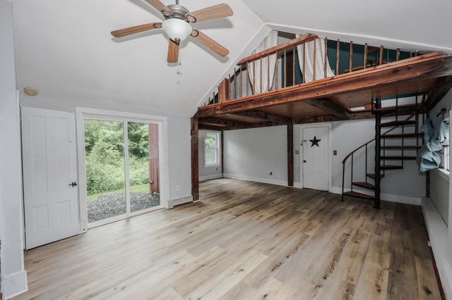 3 Depot Street, New Boston, NH 03070